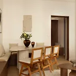 Elegant Apartment - 2Br- 6P- Gare Saint Lazare, Cleaning Included